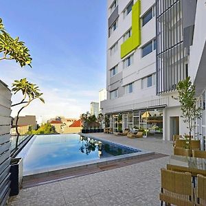 Whiz Prime Hotel Hasanuddin Makassar